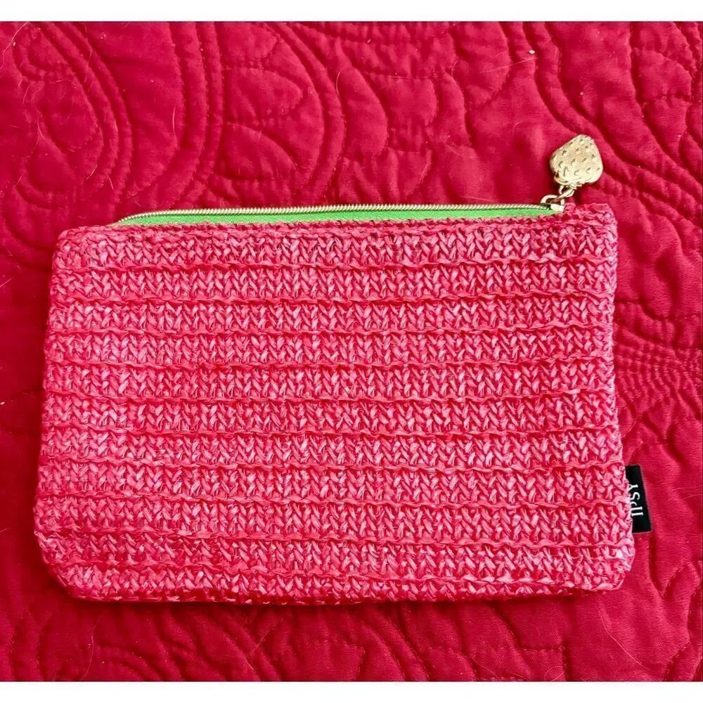 IPSY - NWOT - Bundle of Five (5) Ipsy Glam Bags Never Used. Bags Only.